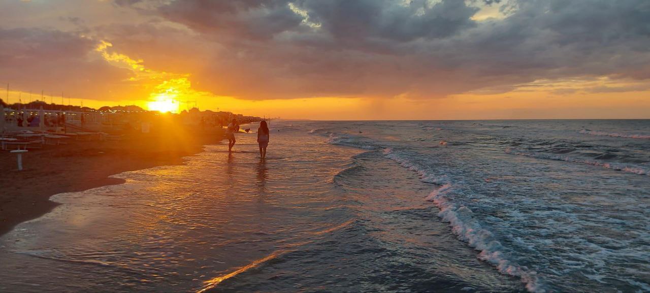 Sunset Beach 19 - La Spiaggia